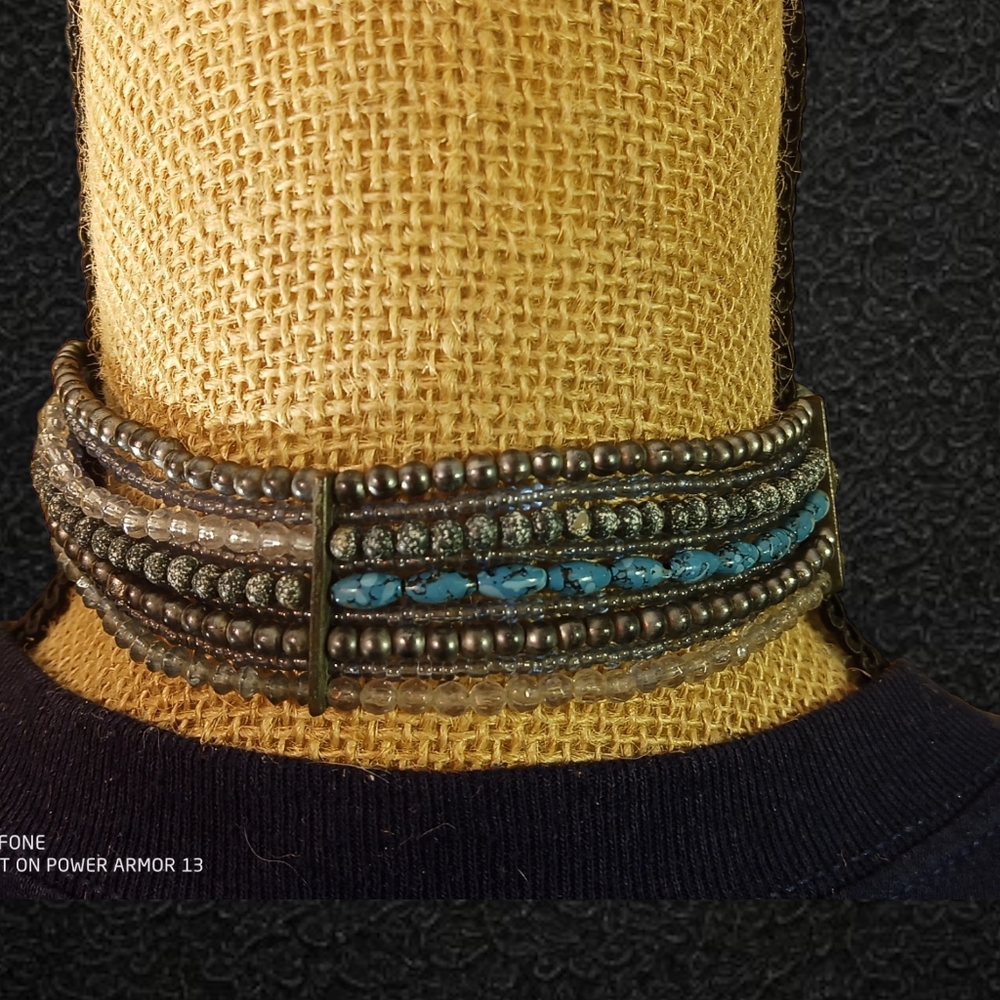 Women's Necklace (choker)